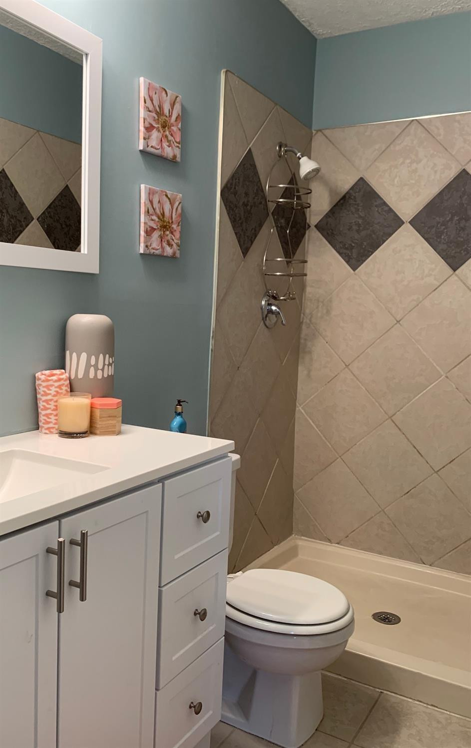 421 Redding Road, Unit 103 Lexington, KY 40517 - Photo 43 of 58 Master Bath