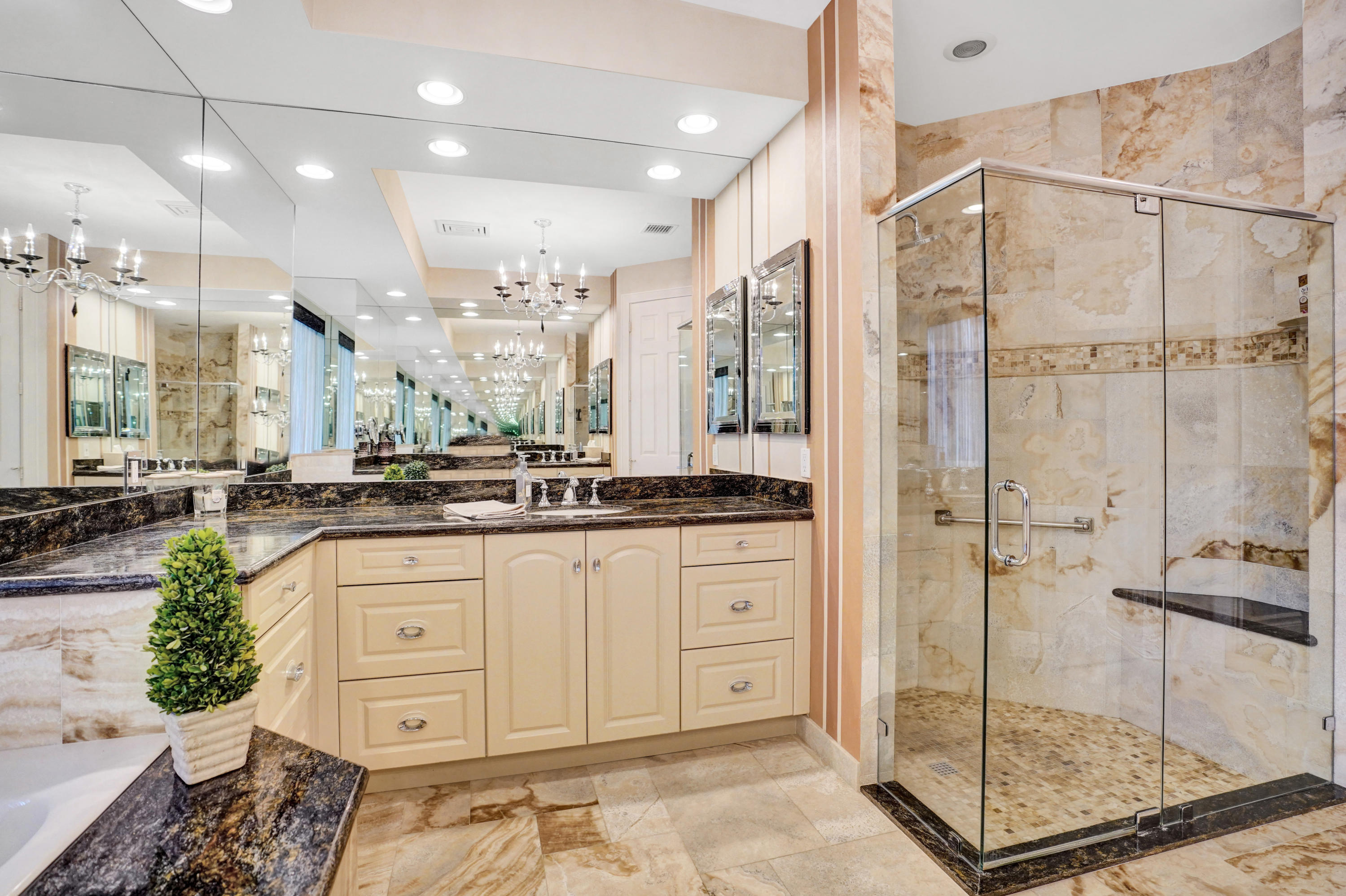 21231 Falls Ridge Way Boca Raton, FL 33428 - Photo 22 of 39 Master Bathroom