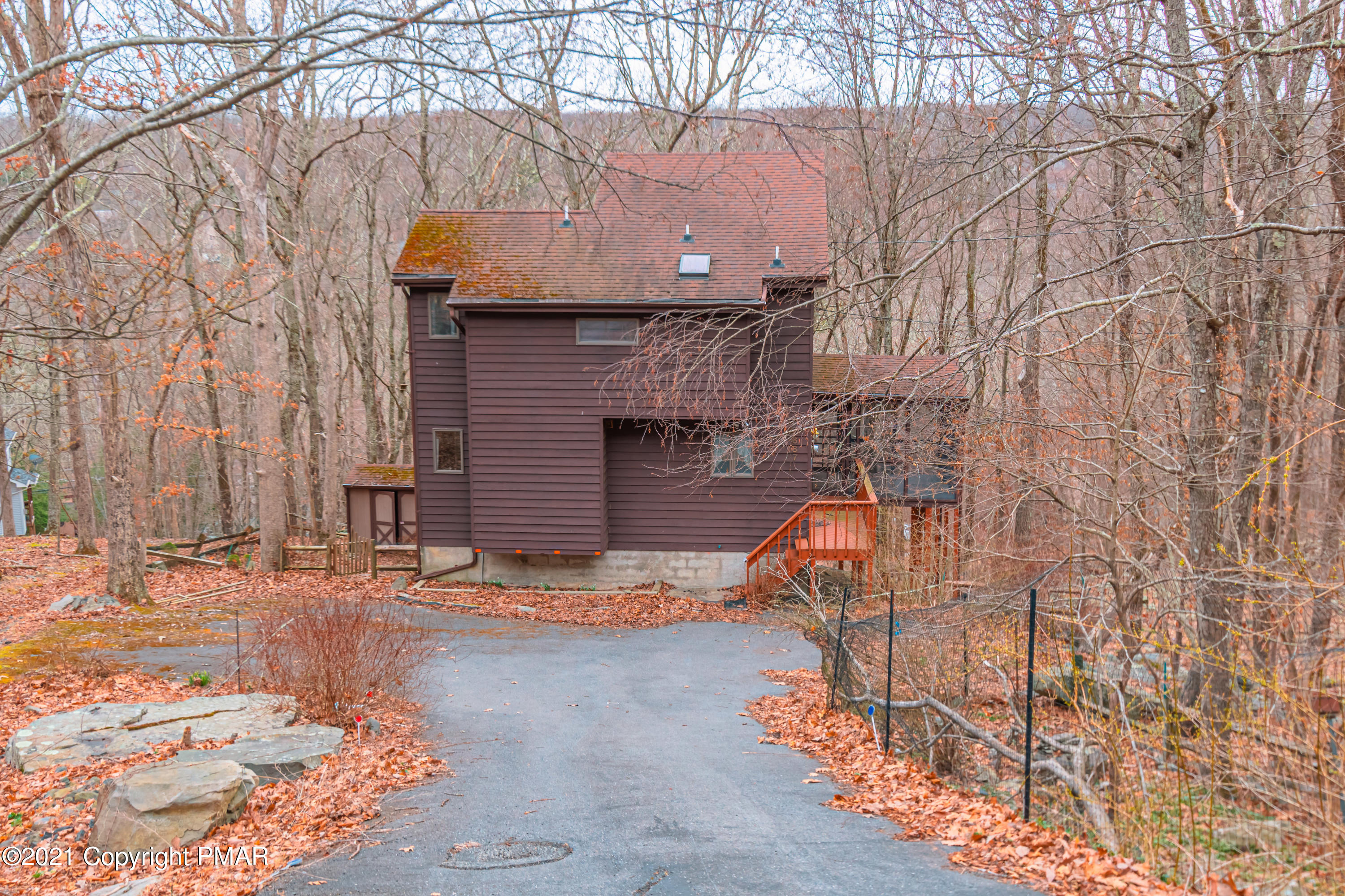 1021 Hampstead Road Bushkill, PA 18324 - Photo 2 of 57 from street