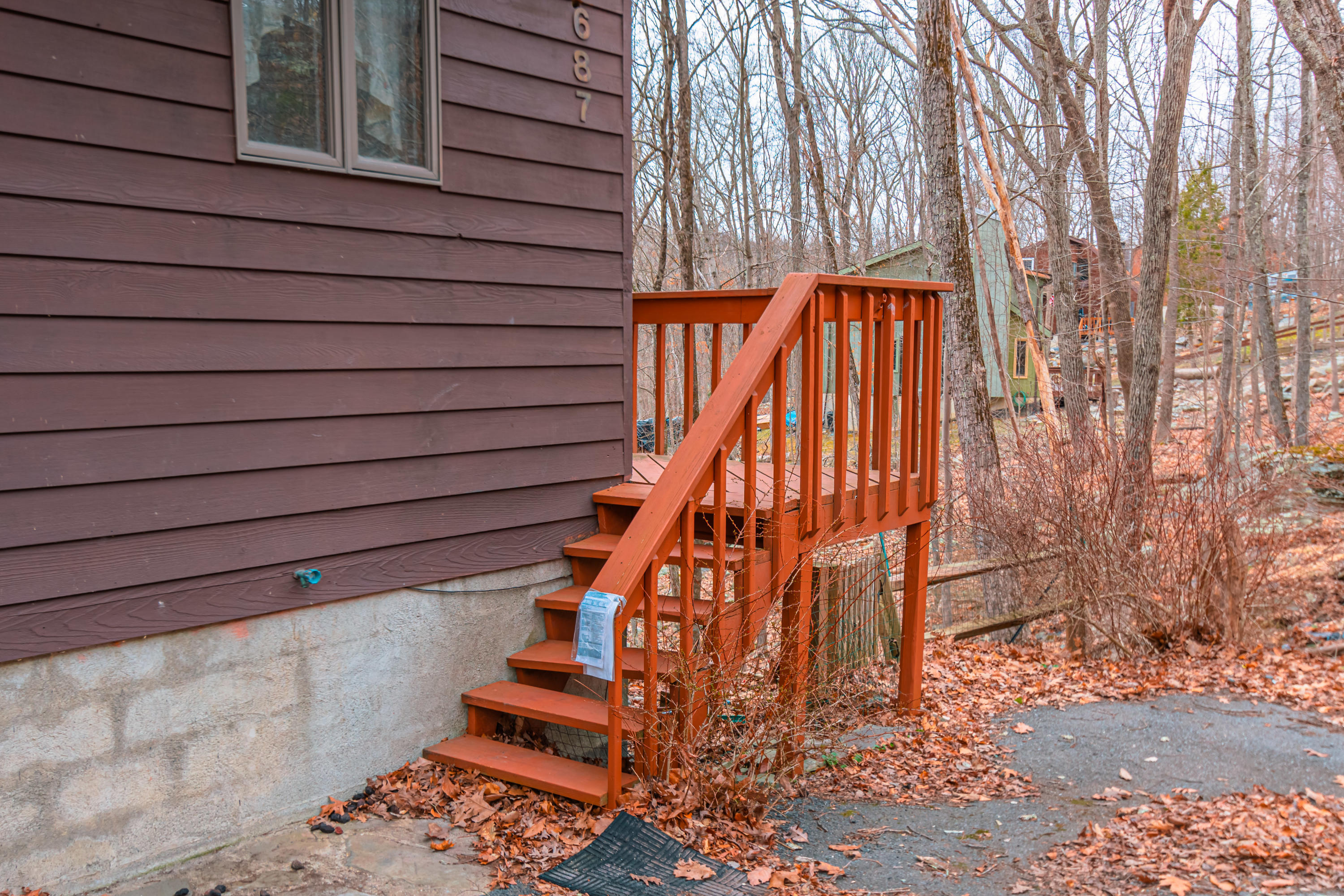 1021 Hampstead Road Bushkill, PA 18324 - Photo 3 of 57 entry