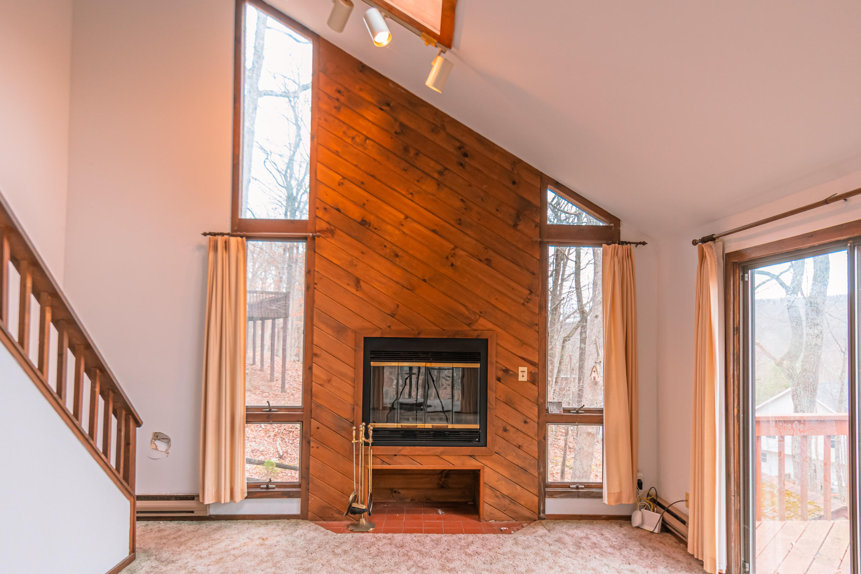 1021 Hampstead Road Bushkill, PA 18324 - Photo 5 of 57 living room fireplace