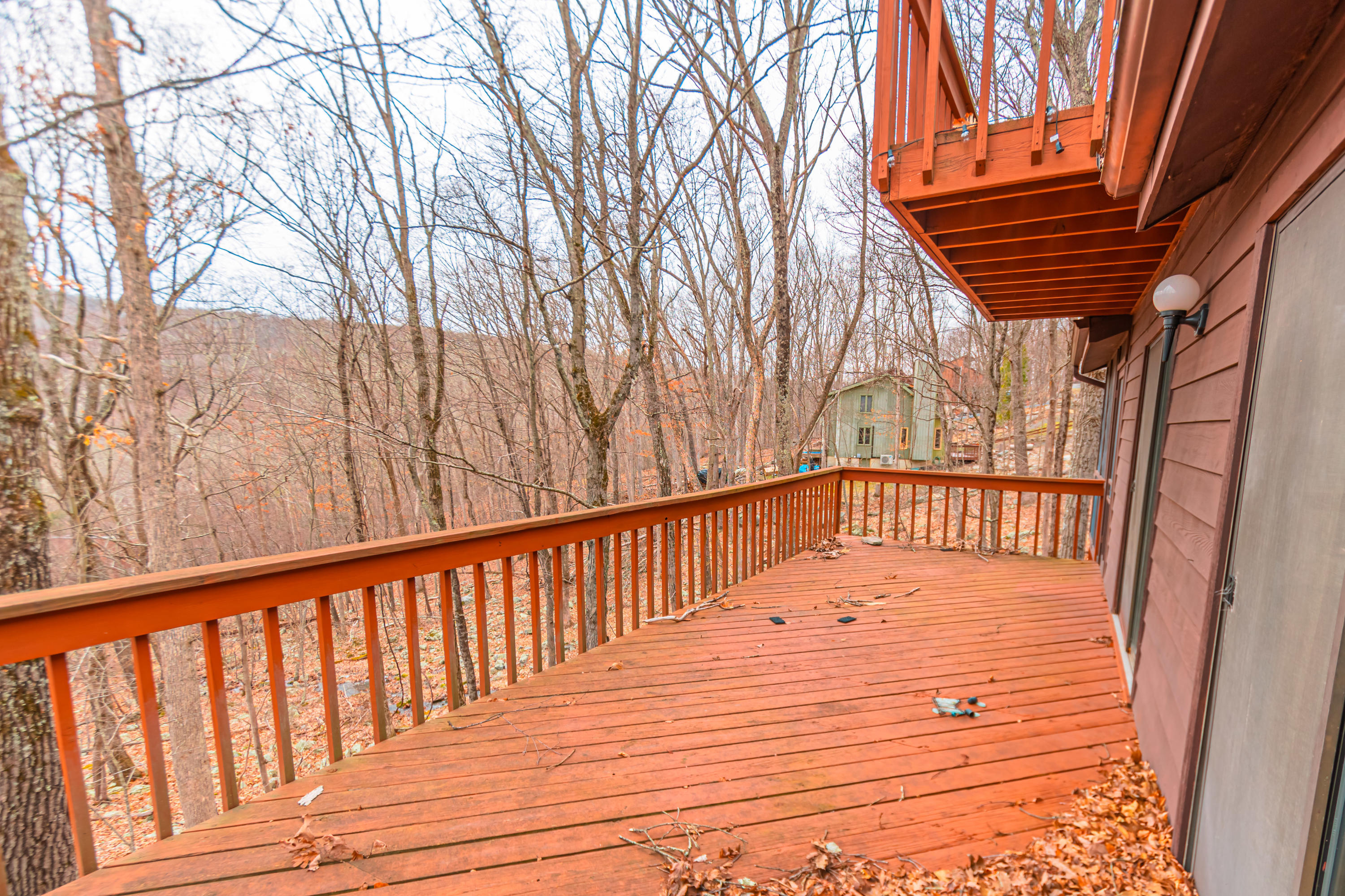 1021 Hampstead Road Bushkill, PA 18324 - Photo 9 of 57 deck with winter view