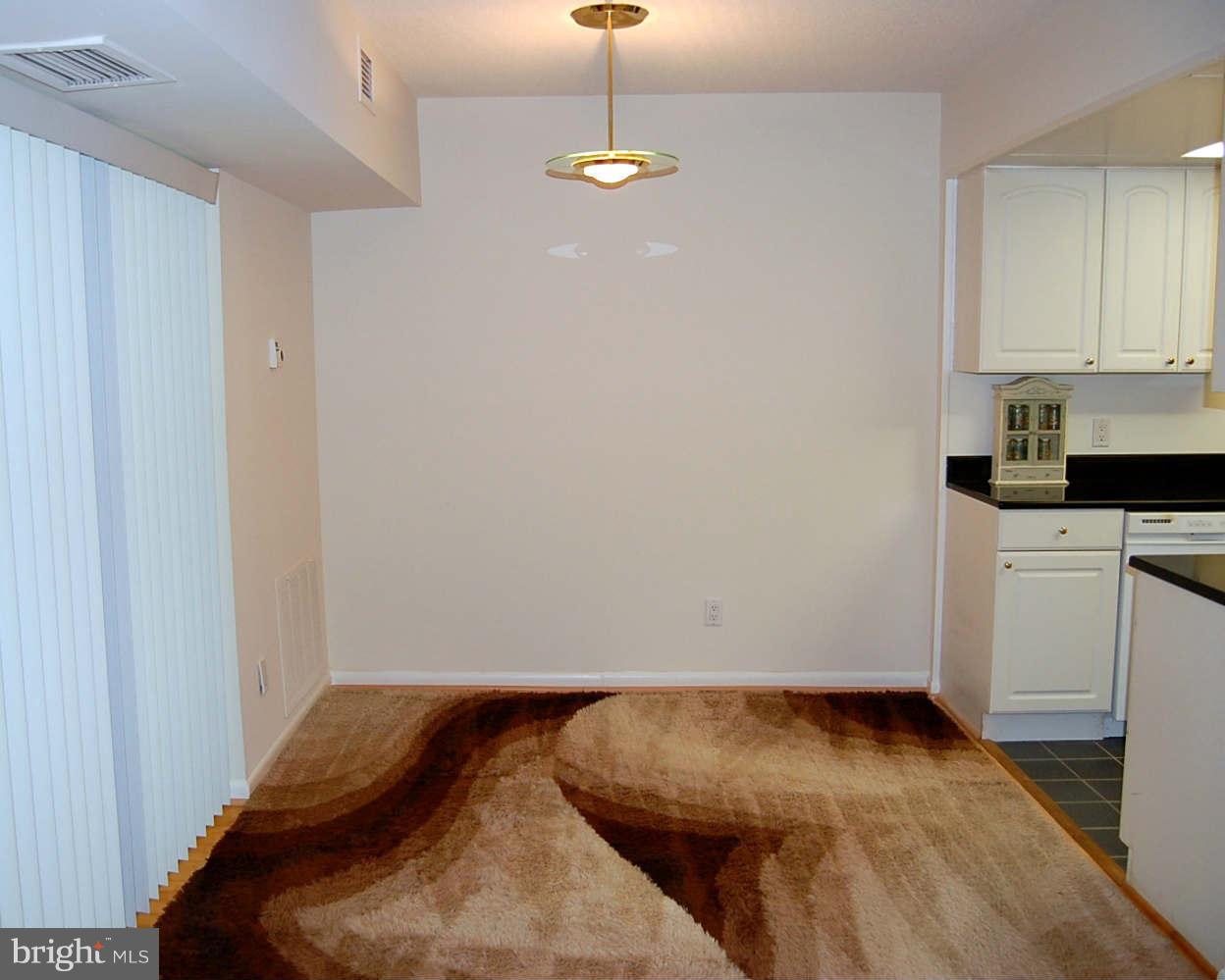 11604 Stoneview Square, Unit 11C Reston, VA 20191 - Photo 5 of 15 Dining Room