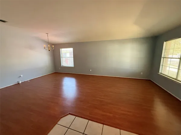 $2,300 | 2562 Vernell Way, Round Rock, TX 78664