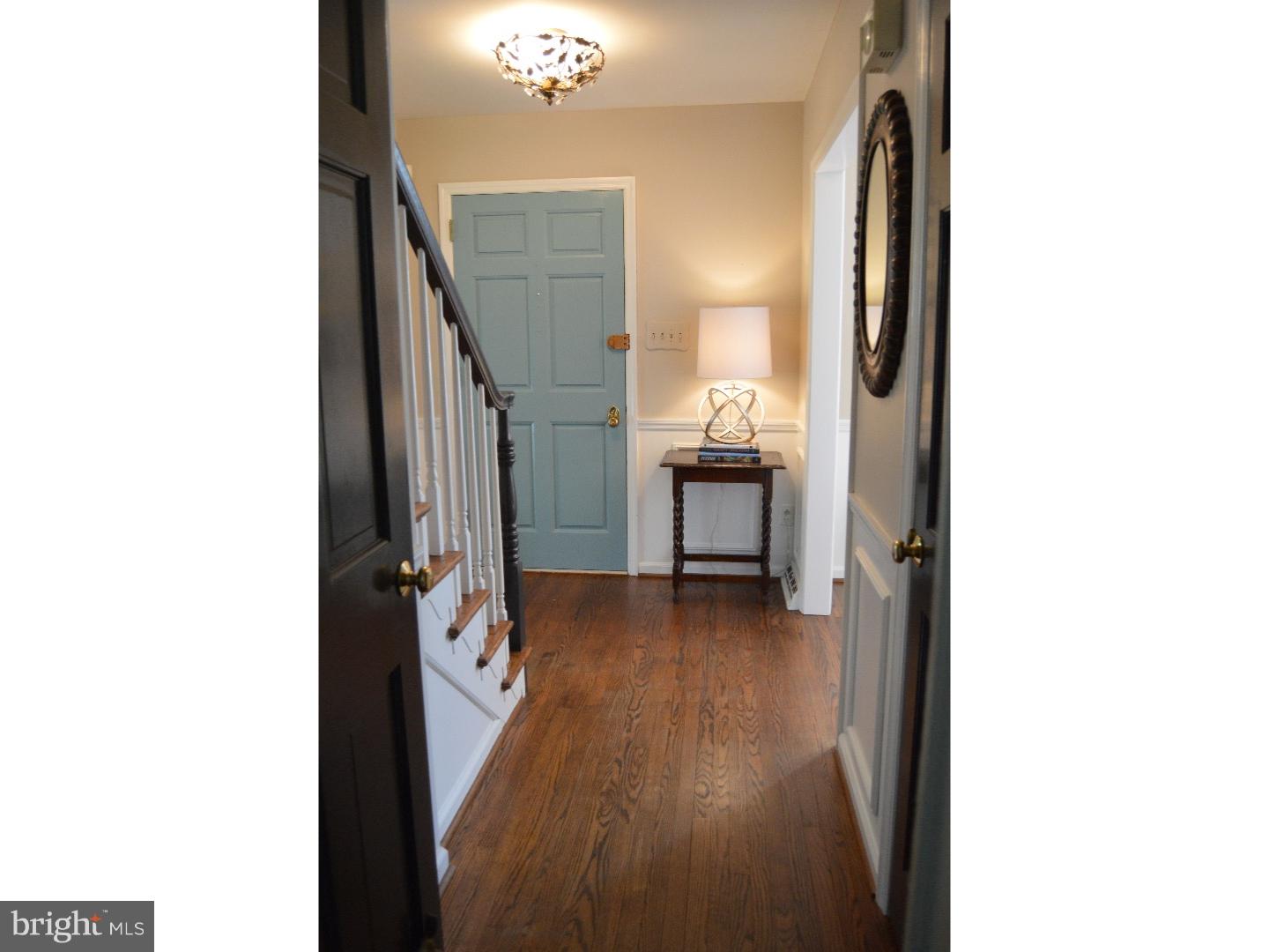 221 Hedgeman Road Moorestown, NJ 08057 - Photo 2 of 23 Foyer