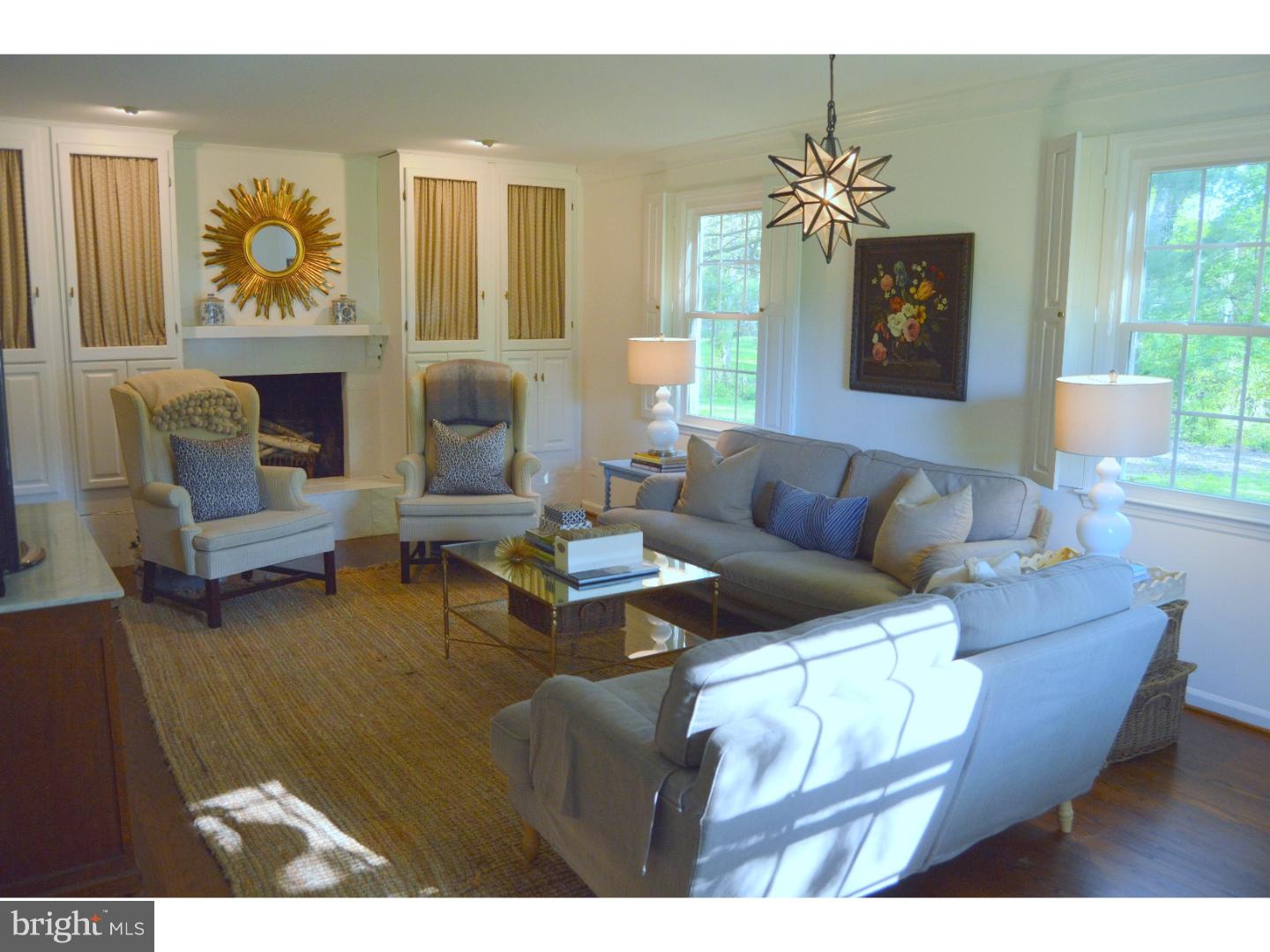 221 Hedgeman Road Moorestown, NJ 08057 - Photo 3 of 23 Living Room