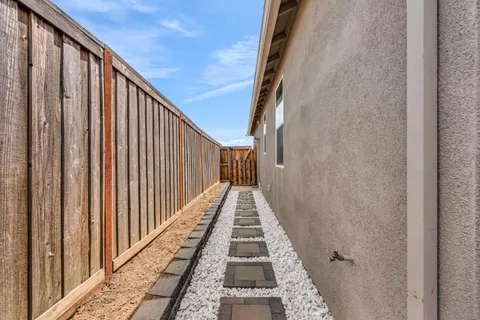 $510,000 | 673 Dorset Drive, Patterson, CA 95363