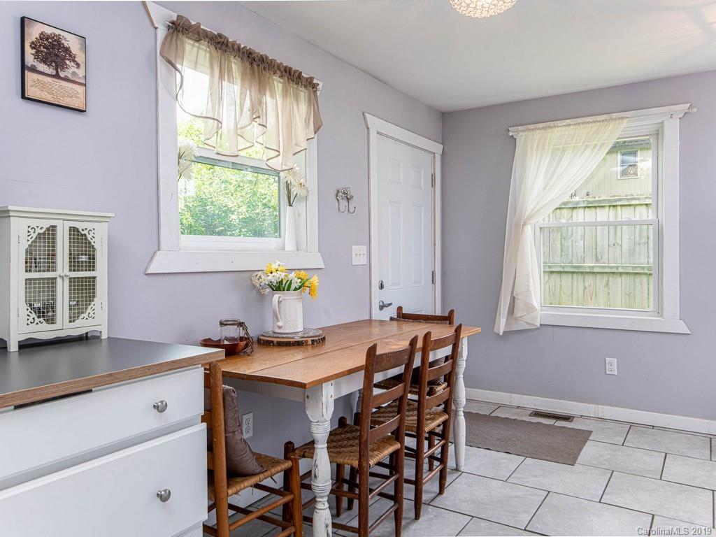 114 Gossett Road Candler, NC 28715 - Photo 12 of 28 Gallery Image 12