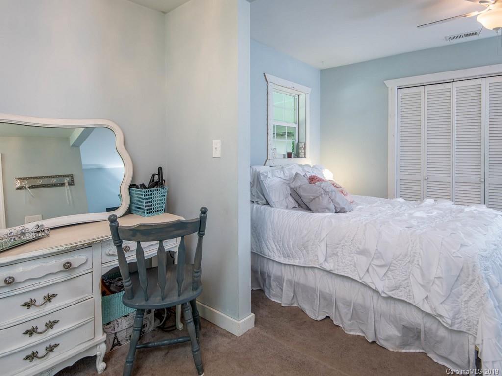 114 Gossett Road Candler, NC 28715 - Photo 16 of 28 Gallery Image 16