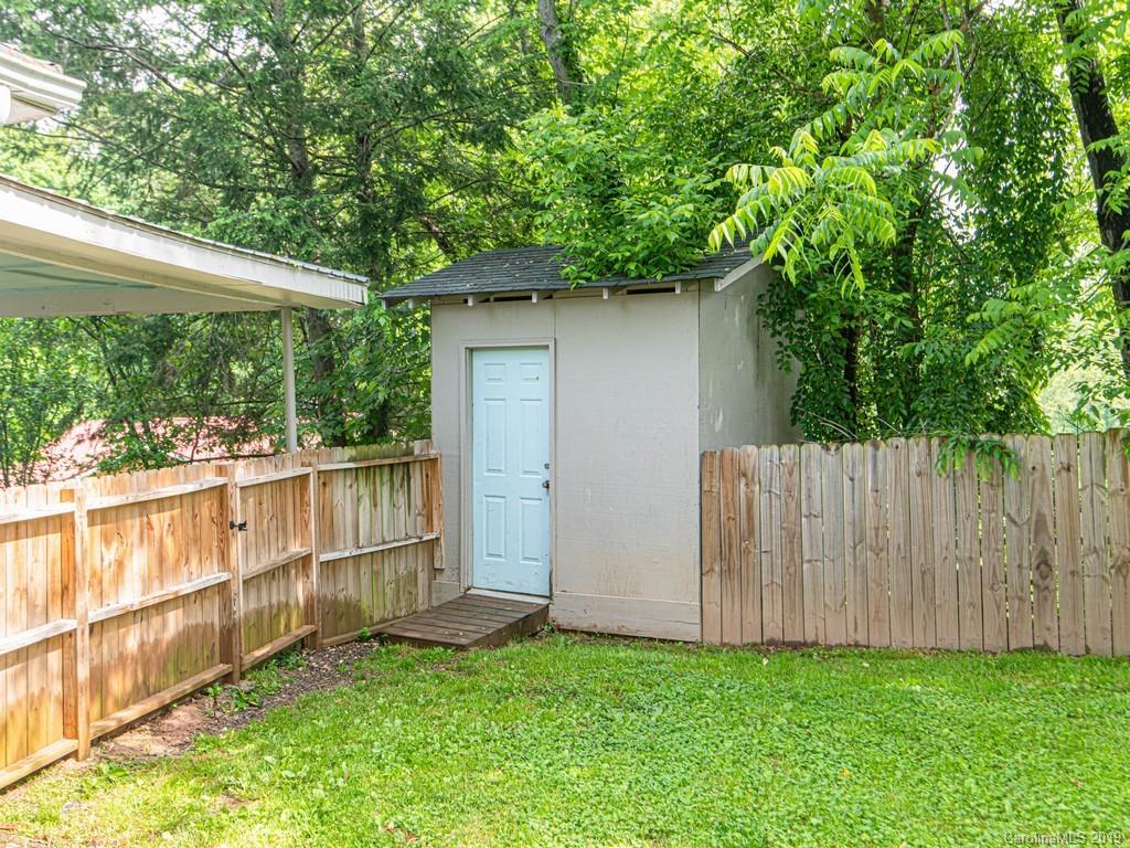 114 Gossett Road Candler, NC 28715 - Photo 22 of 28 Gallery Image 22