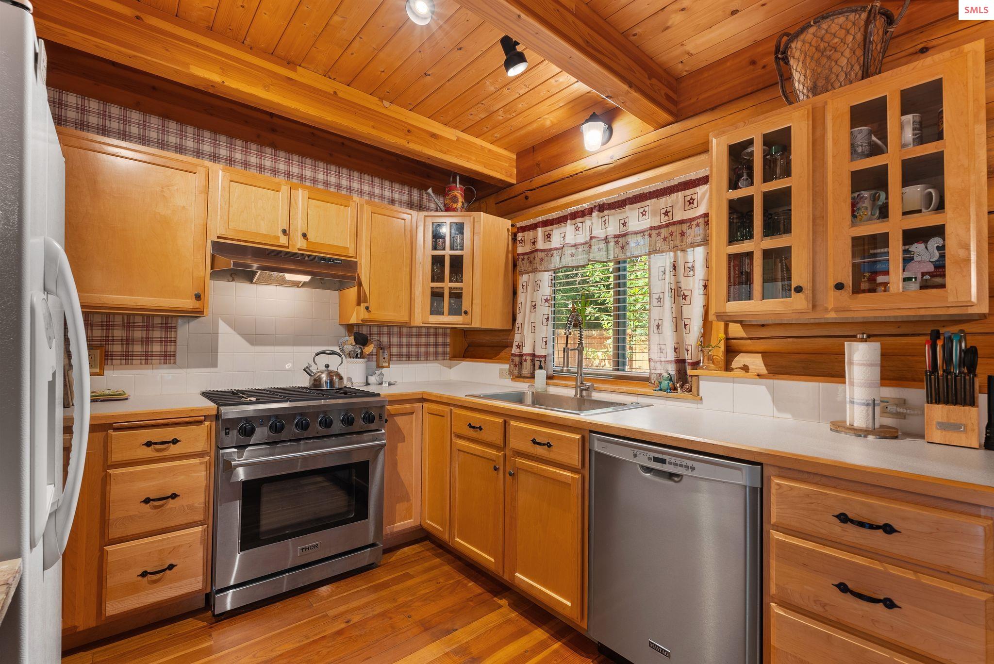 70 Hawkins Road Sagle, ID 83860 - Photo 8 of 37 Gallery Image 8