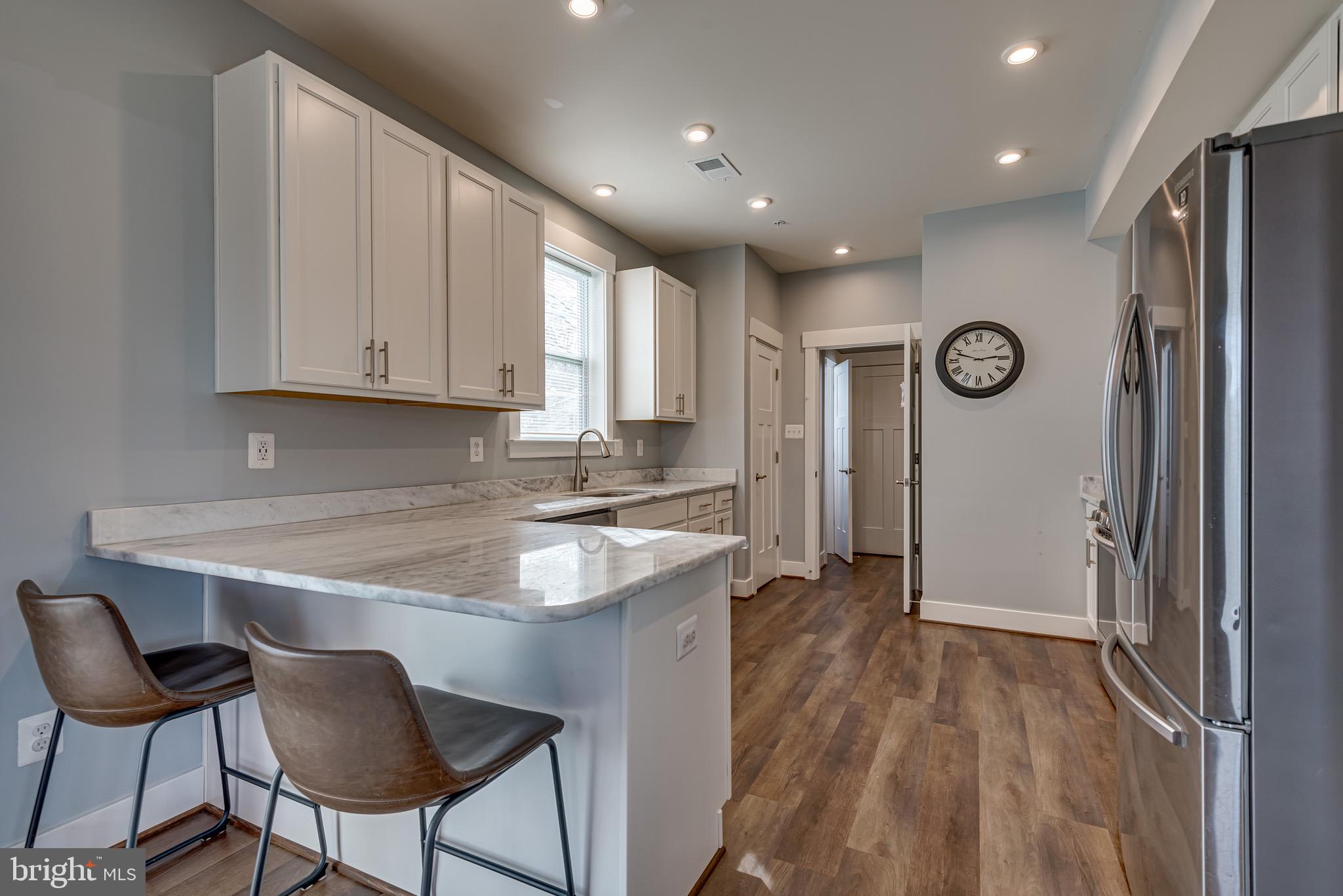 531 Highmeadow Drive Severn, MD 21144 - Photo 11 of 37 Gorgeous Kitchen With A Breakfast Bar