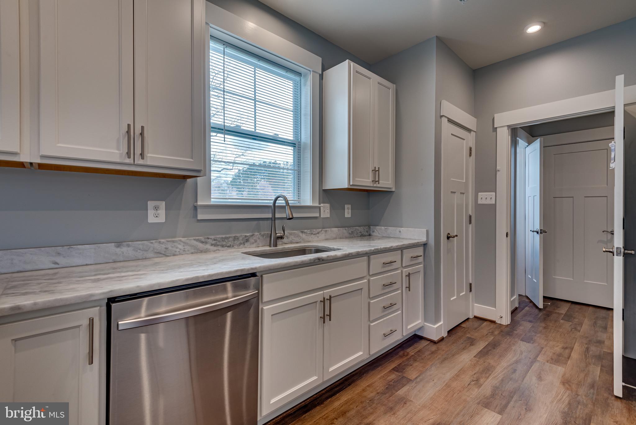 531 Highmeadow Drive Severn, MD 21144 - Photo 13 of 37 Kitchen With Soft Closing Cabinets
