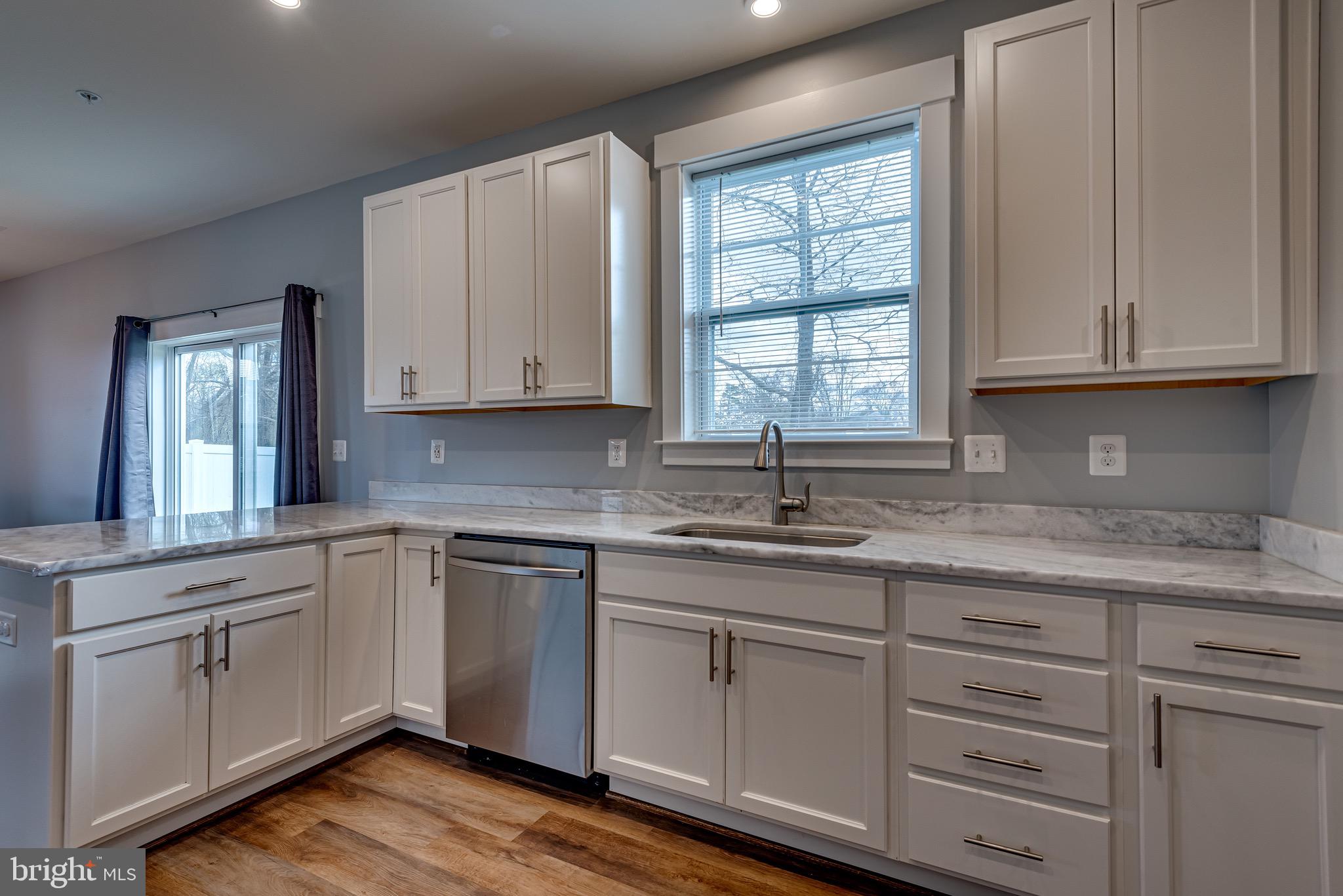 531 Highmeadow Drive Severn, MD 21144 - Photo 15 of 37 Kitchen With Quartz Countertops