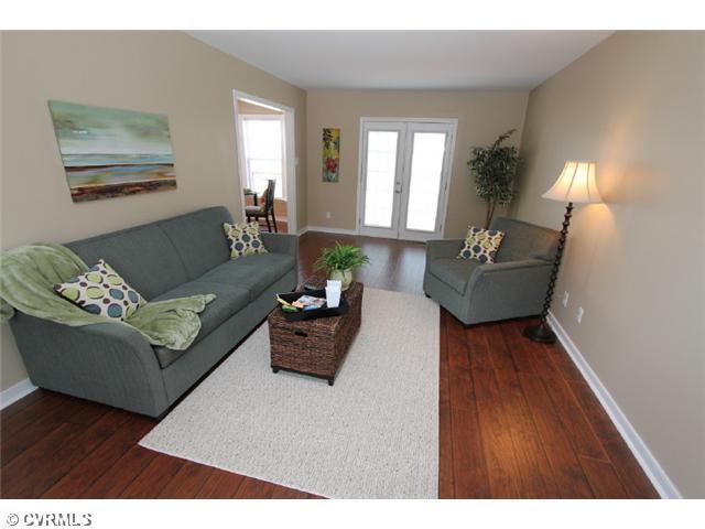 6380 North Midview Road Henrico, VA 23231 - Photo 3 of 22 Den/Family/Great Room