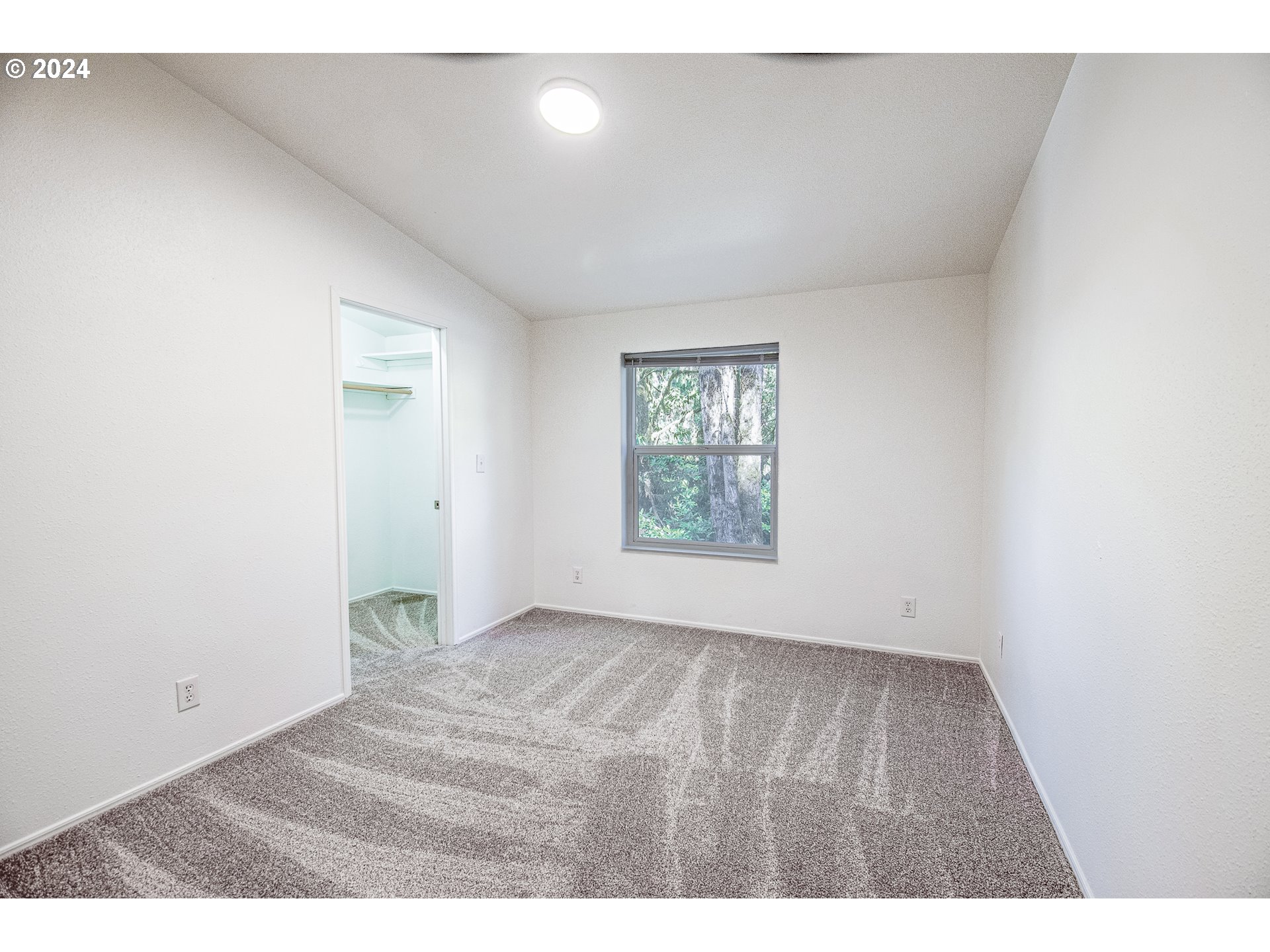 23360 Hall Road Cheshire, OR 97419 - Photo 17 of 44 Gallery Image 17