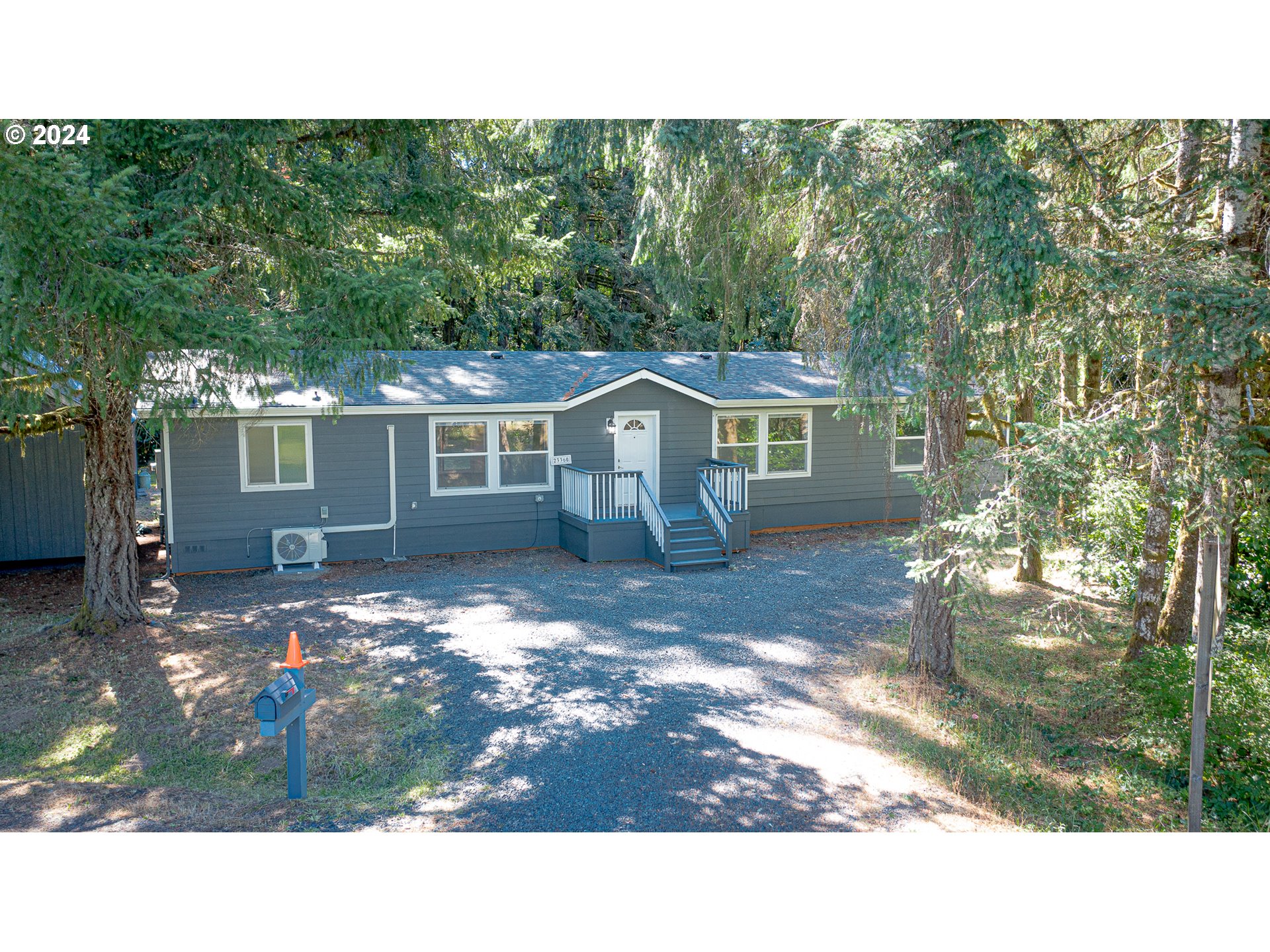 23360 Hall Road Cheshire, OR 97419 - Photo 2 of 44 Gallery Image 2
