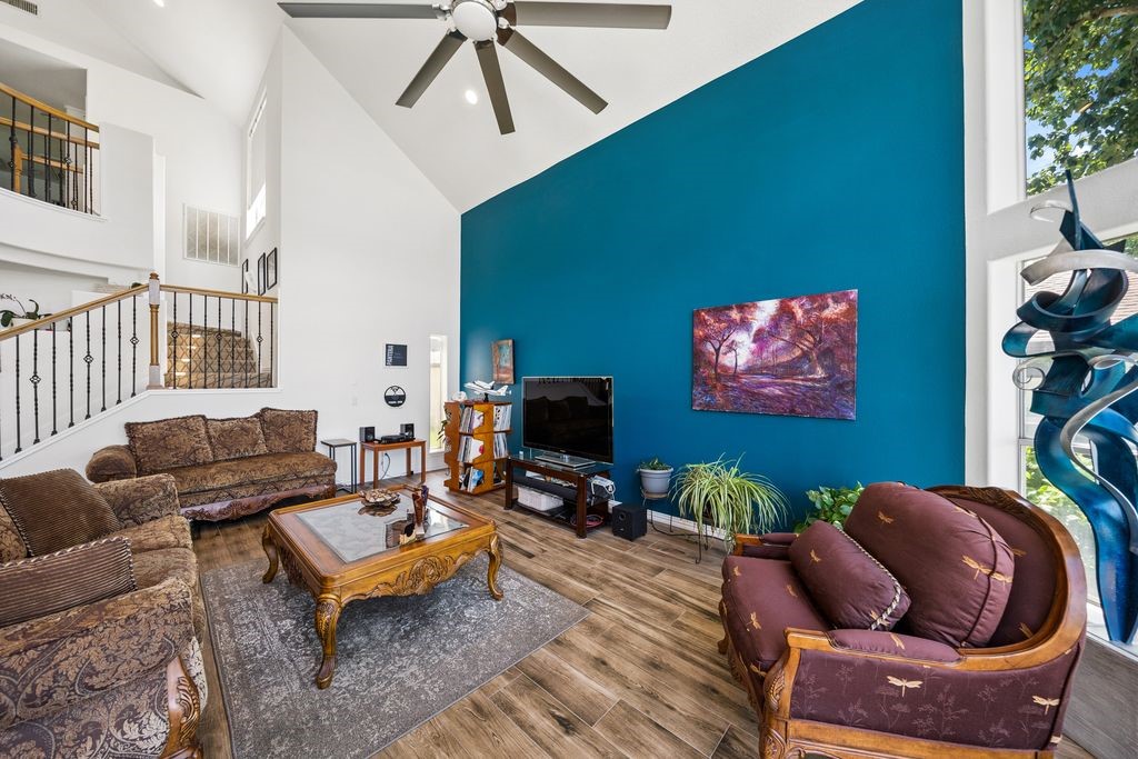 1607 Schooner Point Willis, TX 77318 - Photo 13 of 47 Spacious family room for entertaining!