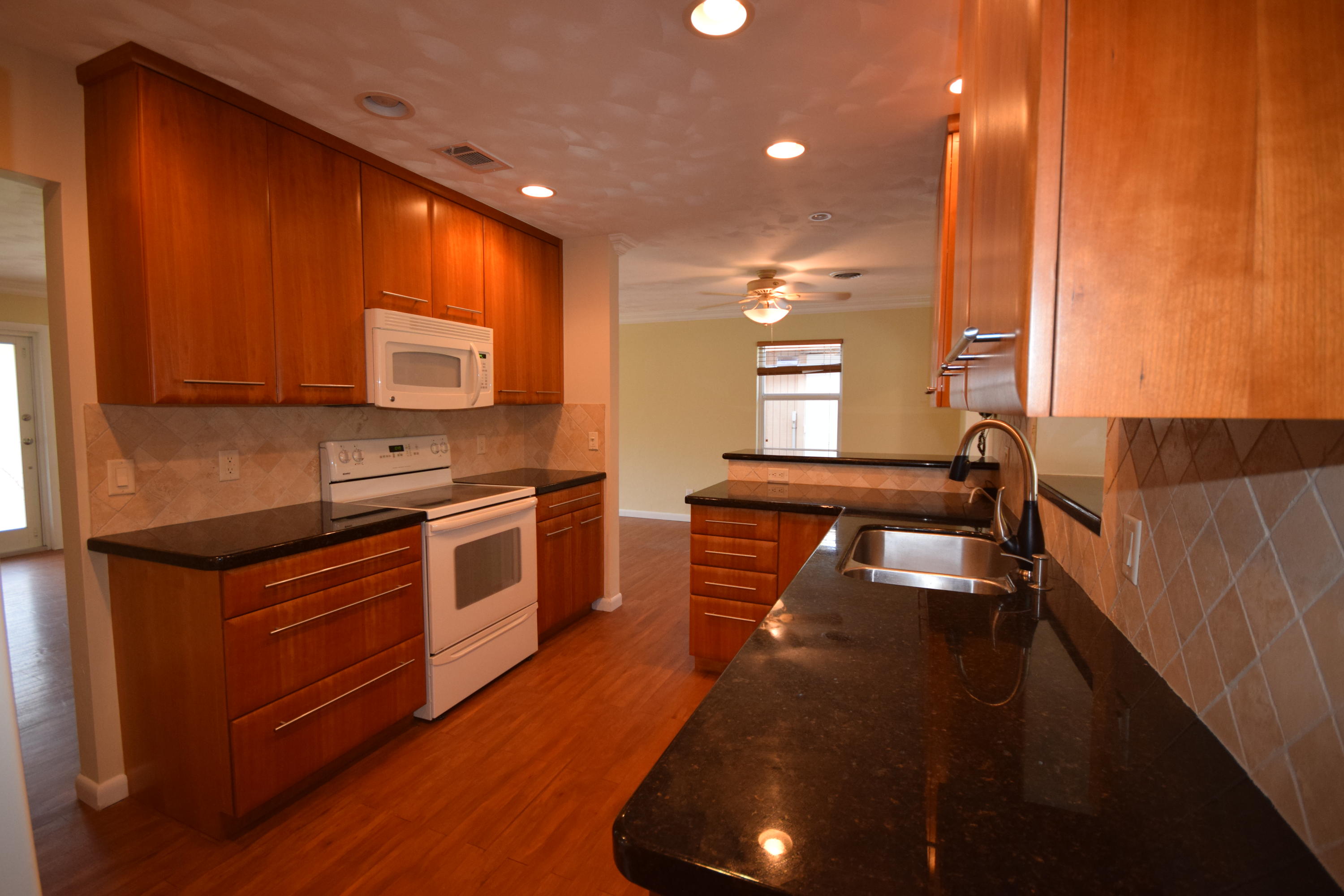 243 Northeast 26th Street Boca Raton, FL 33431 - Photo 9 of 27 3-Kitchen-3.JPG