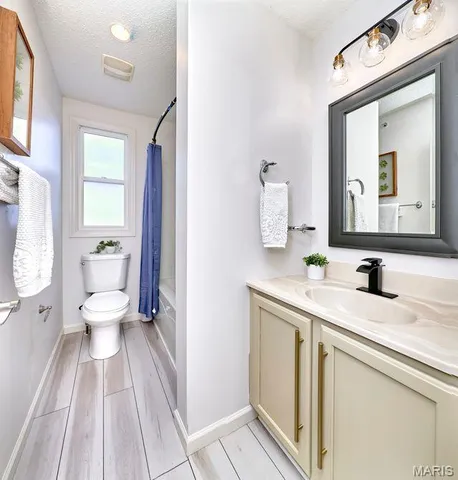 $469,990 | 3214 South Canal Way, St. Charles, MO 63301