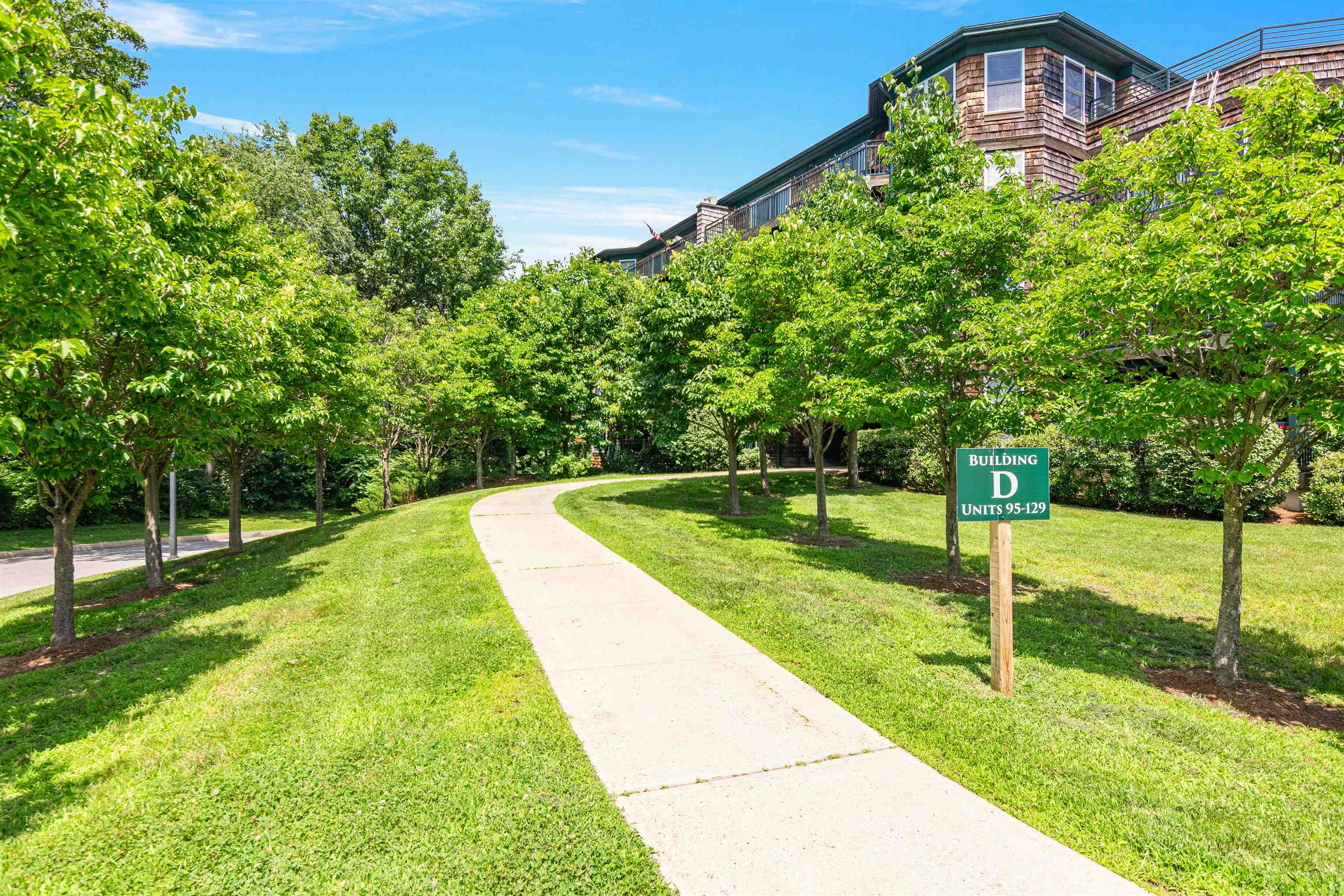 117 Claire Point Road Burlington, VT 05408 - Photo 3 of 35