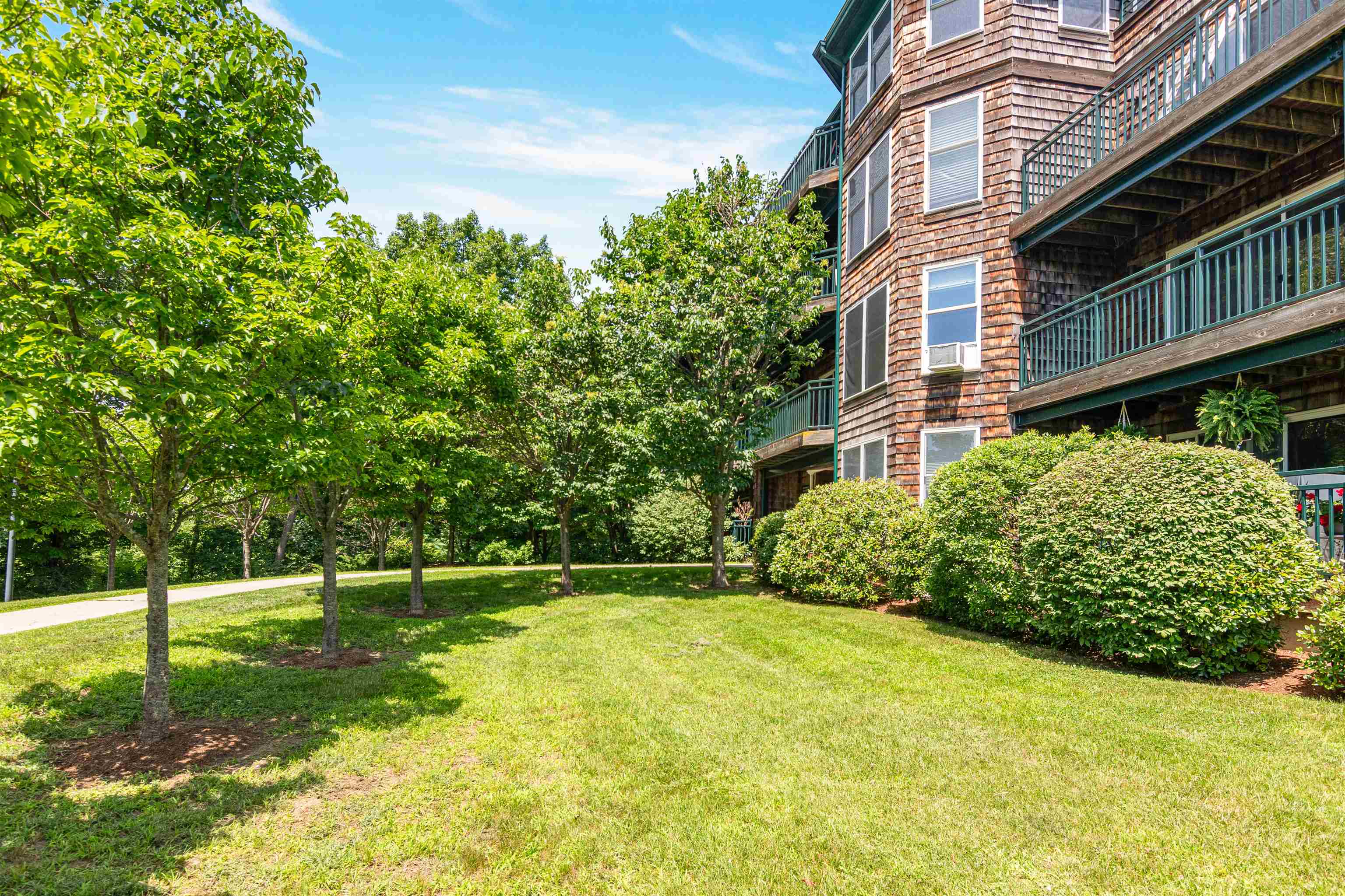 117 Claire Point Road Burlington, VT 05408 - Photo 33 of 35