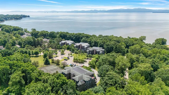 $370,000 | 117 Claire Point Road, Burlington, VT 05408