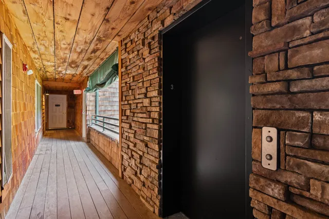 $370,000 | 117 Claire Point Road, Burlington, VT 05408