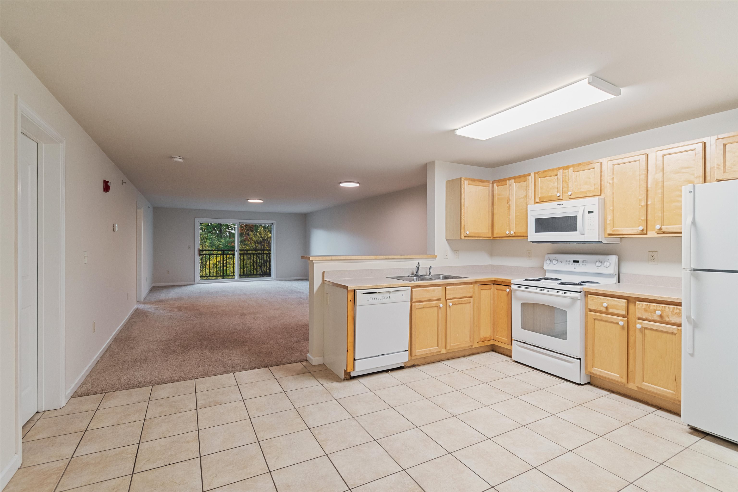 117 Claire Point Road Burlington, VT 05408 - Photo 8 of 35