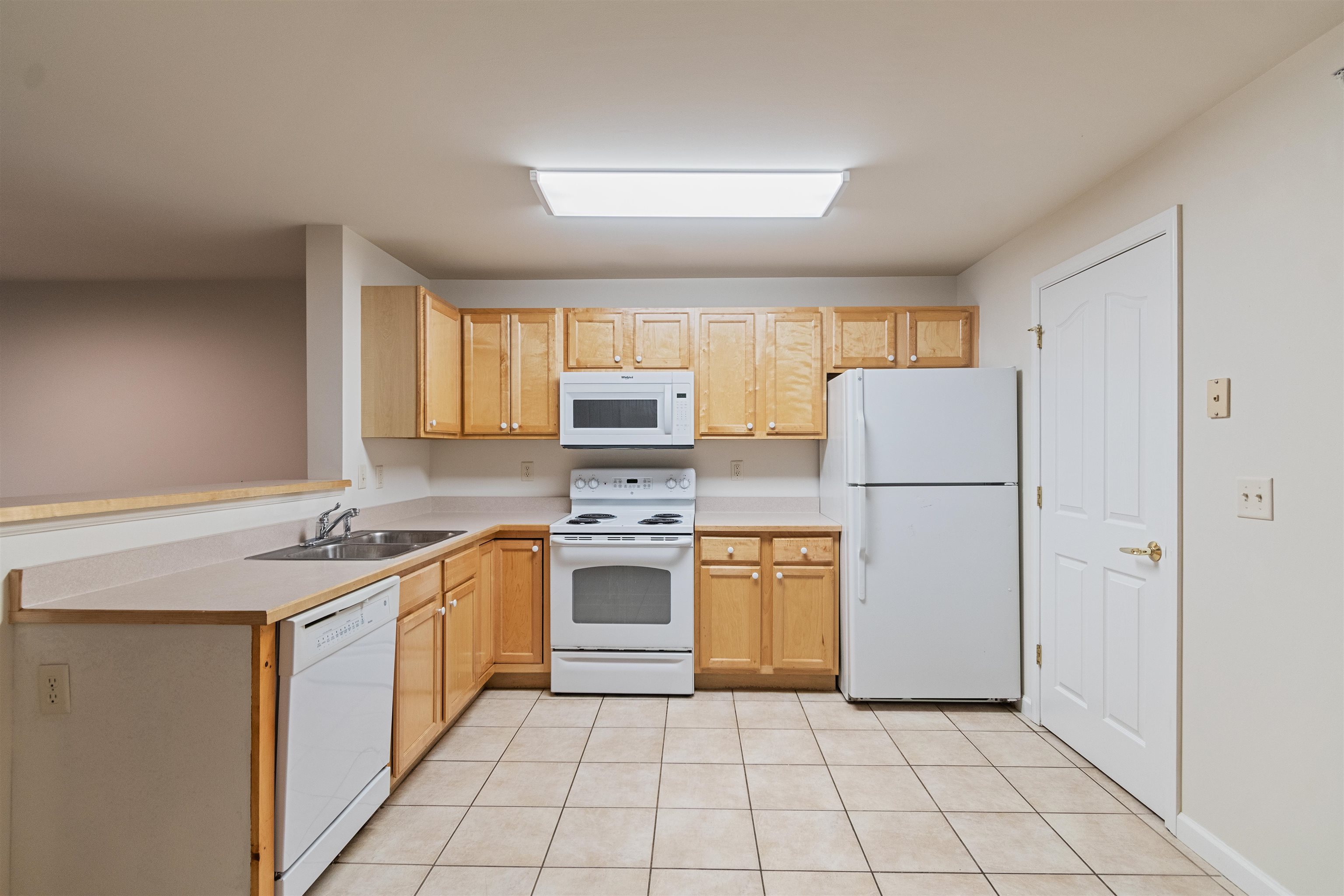 117 Claire Point Road Burlington, VT 05408 - Photo 9 of 35