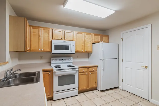 $370,000 | 117 Claire Point Road, Burlington, VT 05408