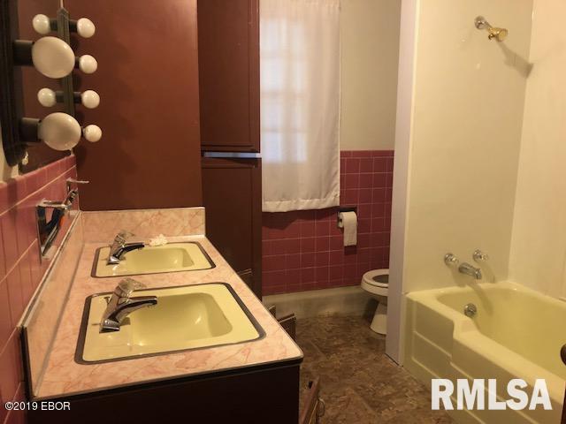 8168 Old Rte 13 Marion, IL 62959 - Photo 8 of 15 Gallery Image 8