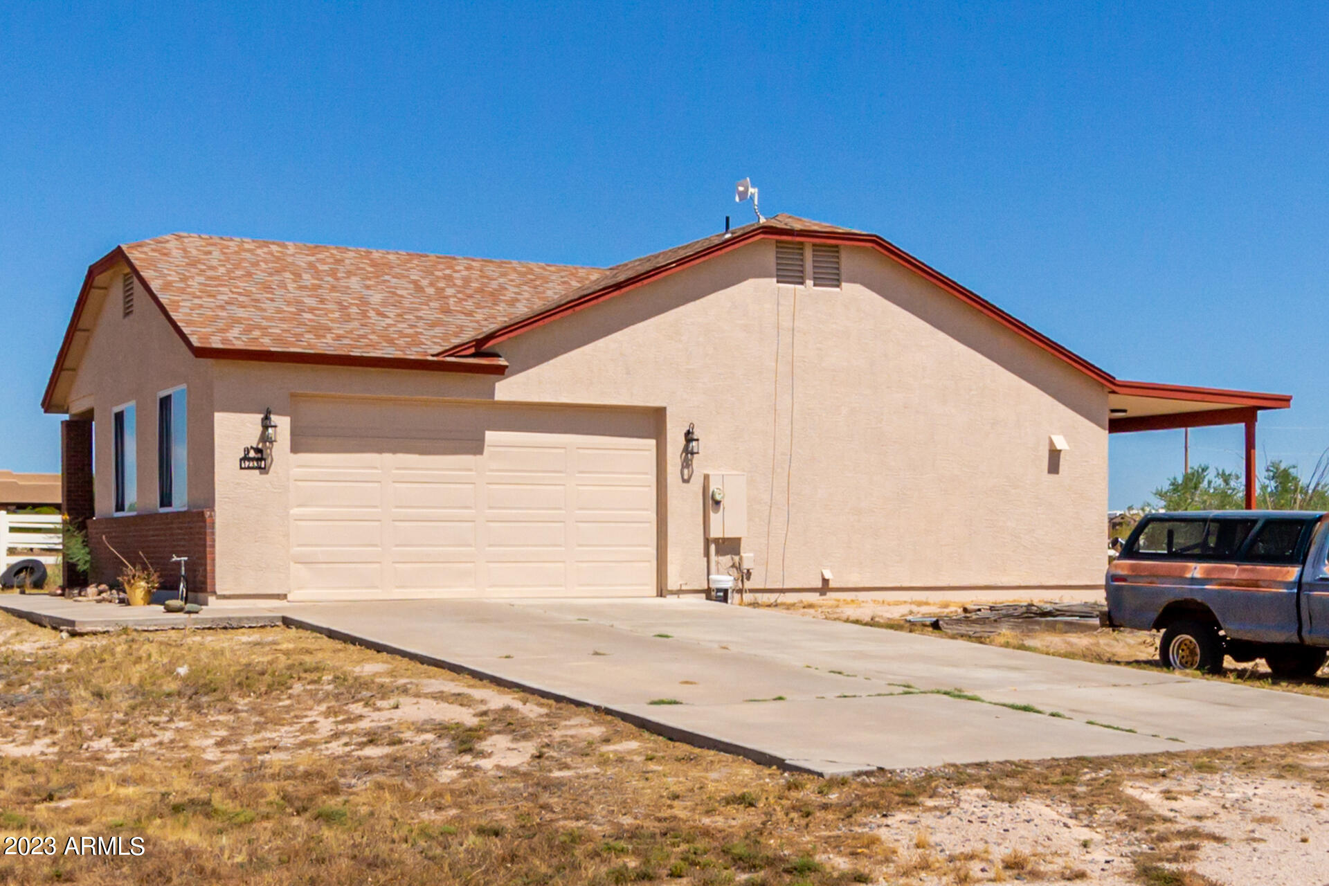 12337 North Lang Road Florence, AZ 85132 - Photo 2 of 20 0006-06 - Lang