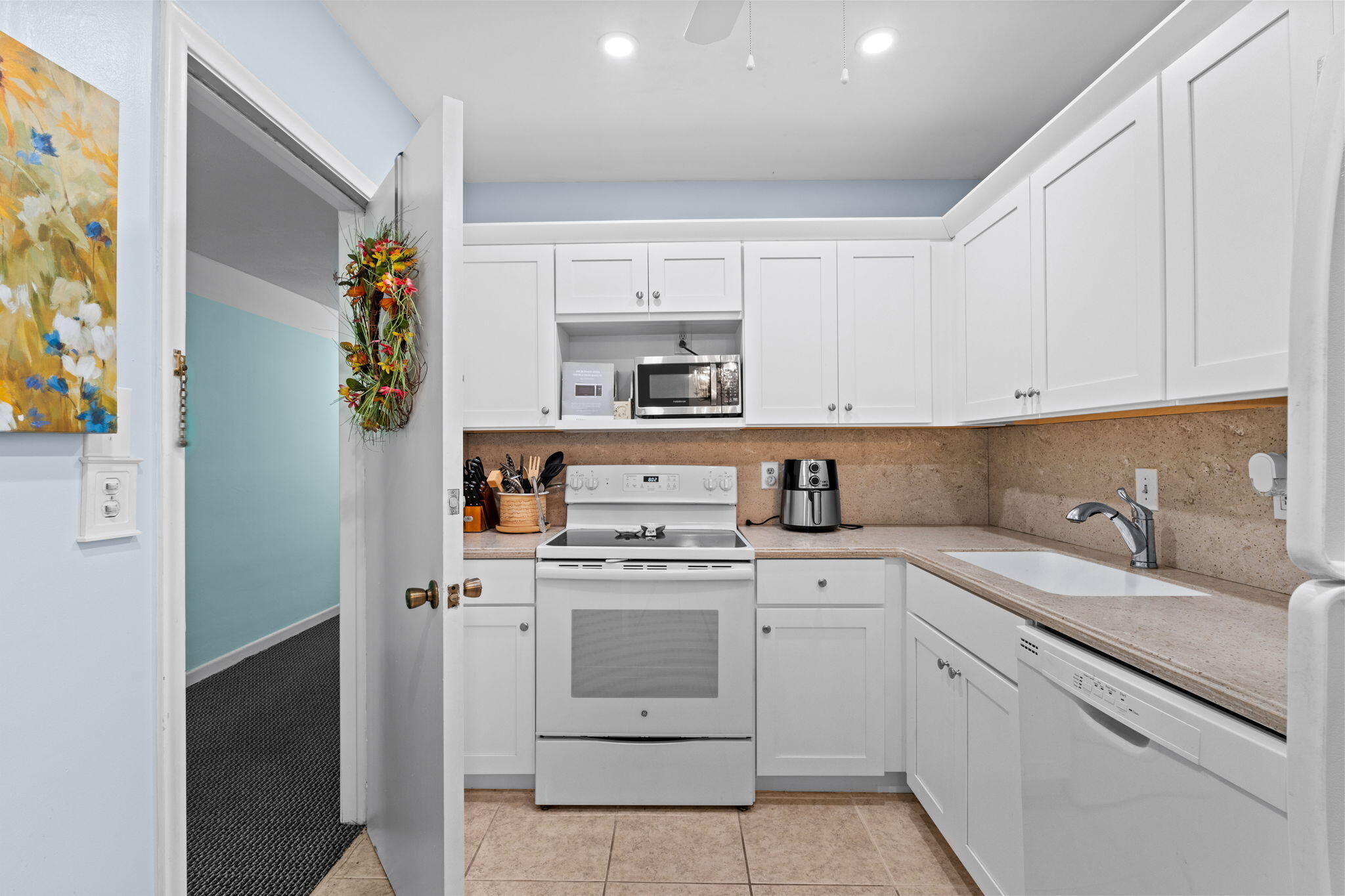 400 South Cypress Road, Unit 404 Pompano Beach, FL 33060 - Photo 13 of 40 13-web-or-mls-A7409898