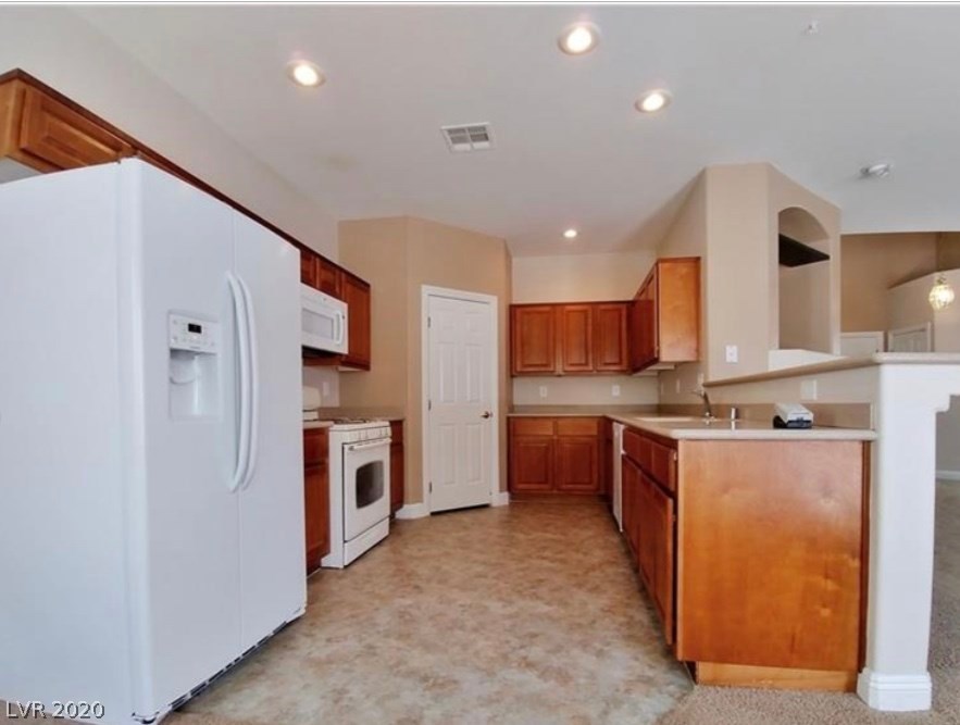 8911 Austin Ridge Avenue Las Vegas, NV 89178 - Photo 13 of 39