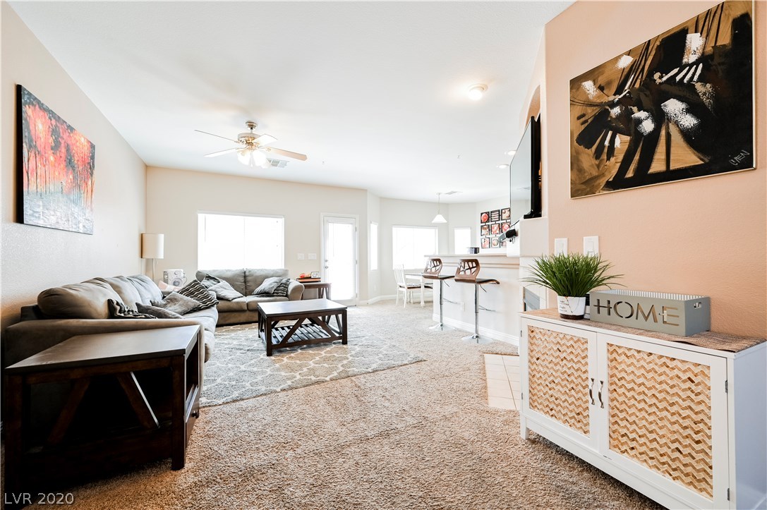 8911 Austin Ridge Avenue Las Vegas, NV 89178 - Photo 5 of 39