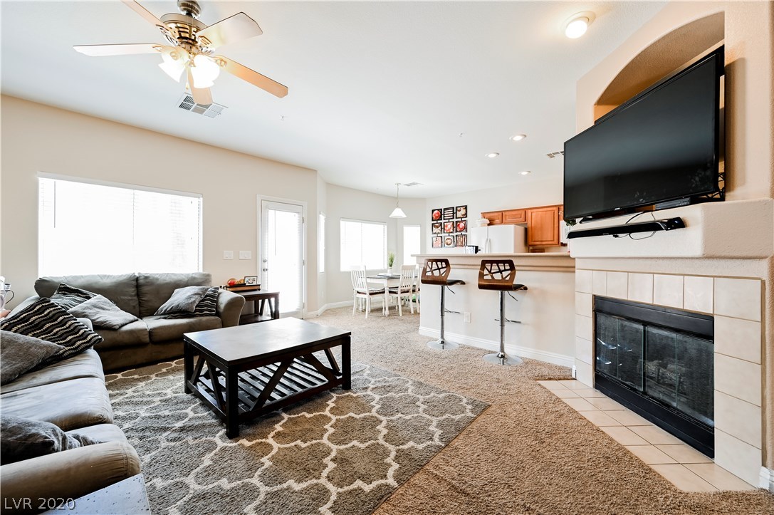 8911 Austin Ridge Avenue Las Vegas, NV 89178 - Photo 6 of 39