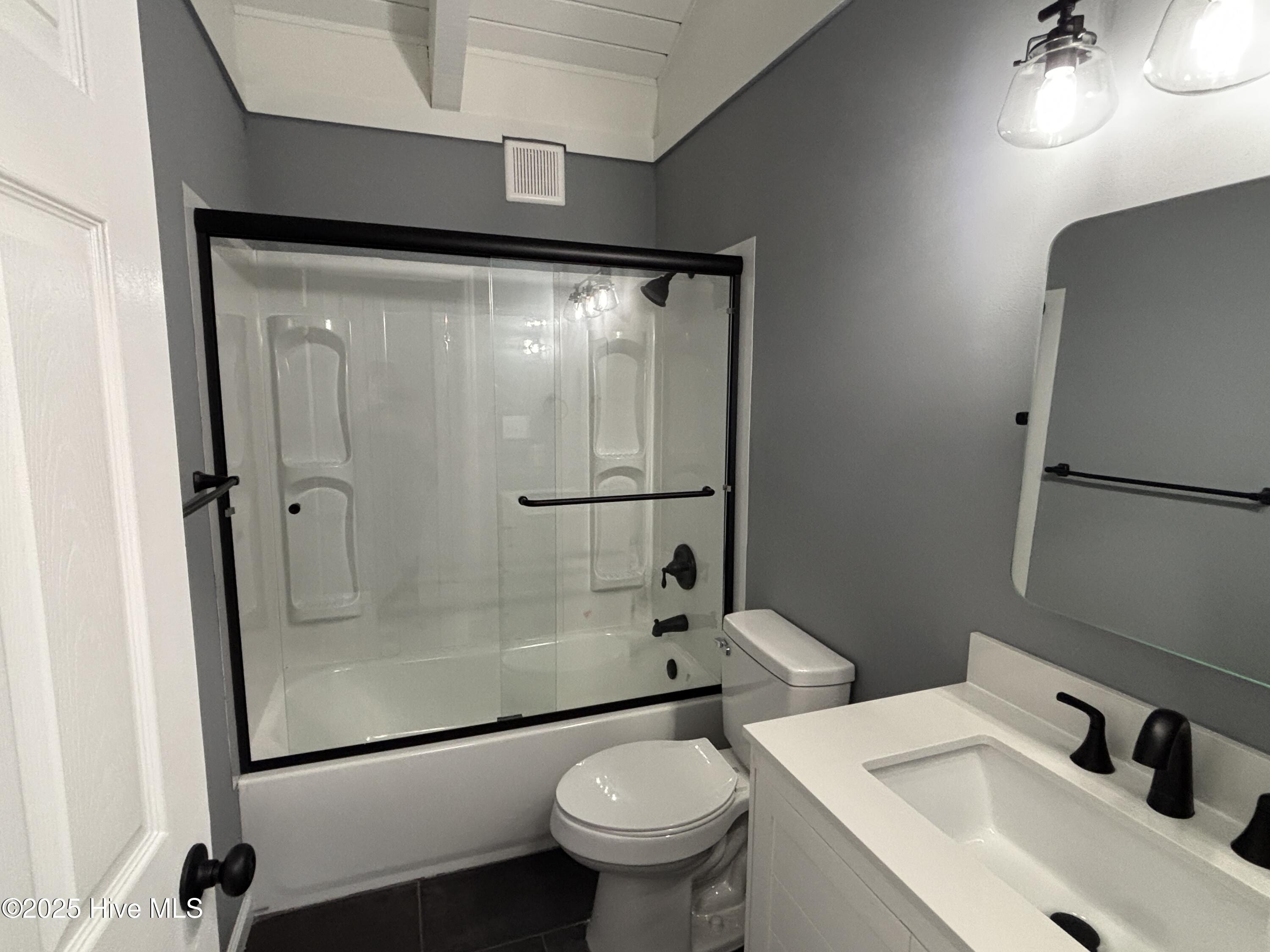 2505 Longleaf Drive Southwest Pinehurst, NC 28374 - Photo 11 of 15 Guest Bathroom