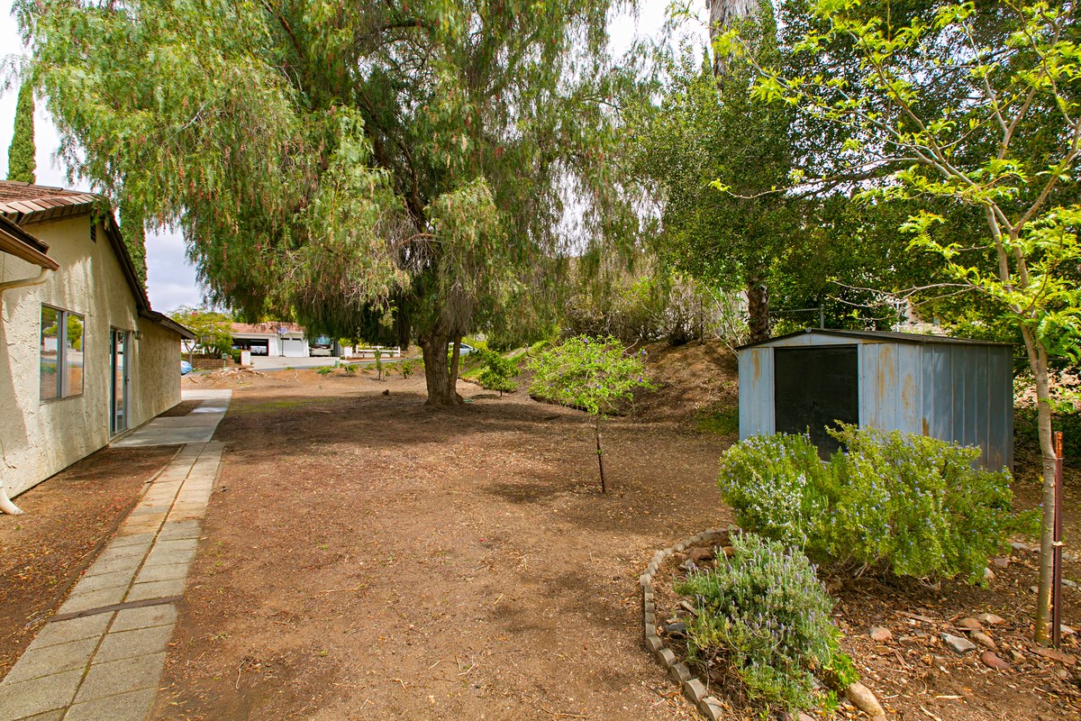 14453 Range Park Road Poway, CA 92064 - Photo 23 of 25
