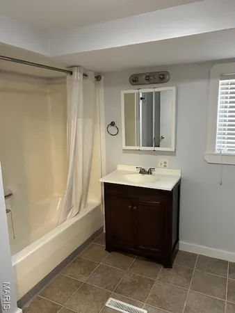 $156,500 | 118 East Elm Street, Palmyra, MO 63461