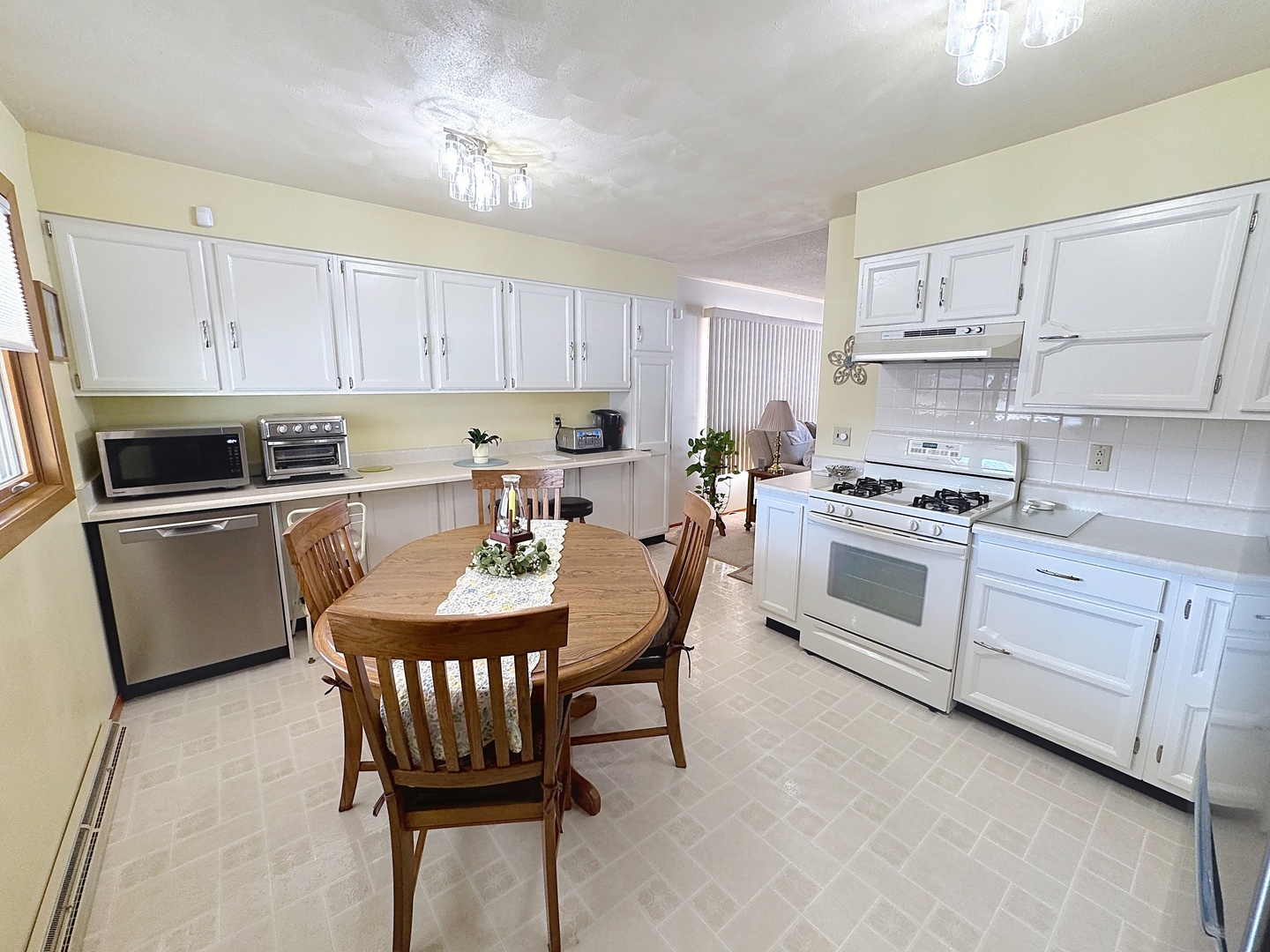 906 7th Street Colona, IL 61241 - Photo 7 of 24