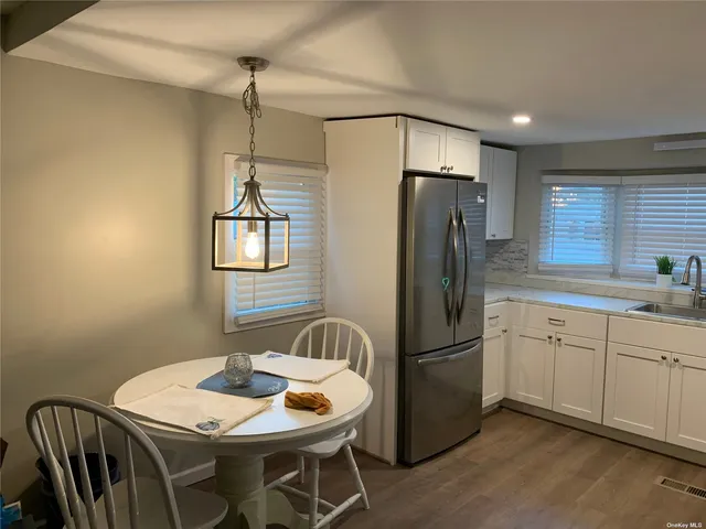 $189,000 | 9 Betsy Ross Drive, Bohemia, NY 11716