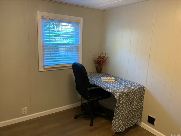 $189,000 | 9 Betsy Ross Drive, Bohemia, NY 11716