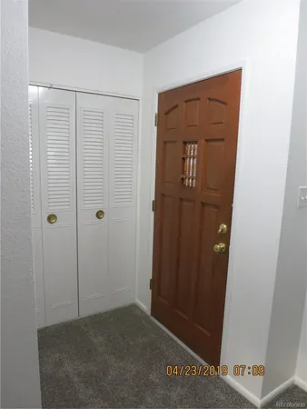 a view of a yard in front of a house