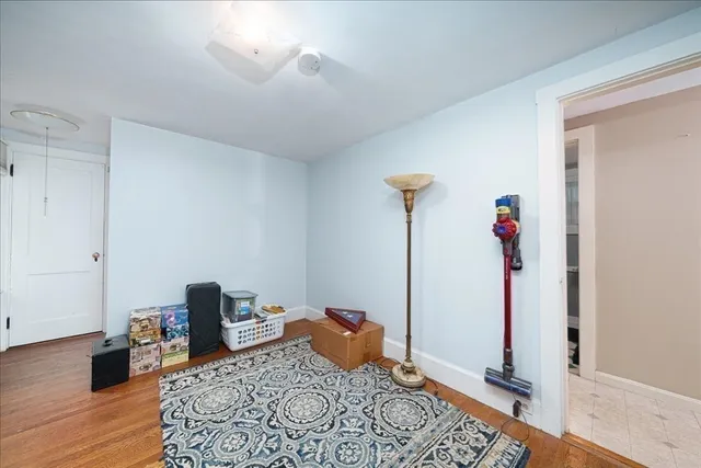 $525,000 | 33 Seagrave Street, Uxbridge, MA 01569