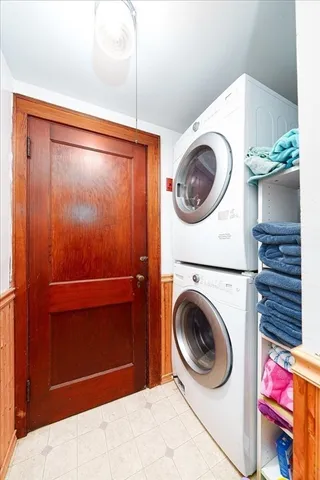 $525,000 | 33 Seagrave Street, Uxbridge, MA 01569