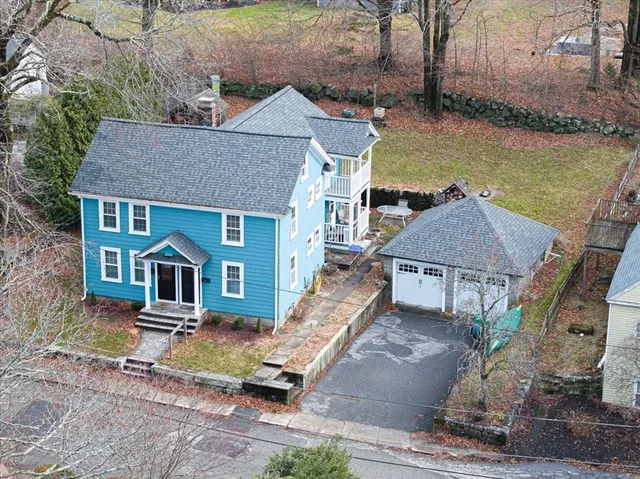 $525,000 | 33 Seagrave Street, Uxbridge, MA 01569