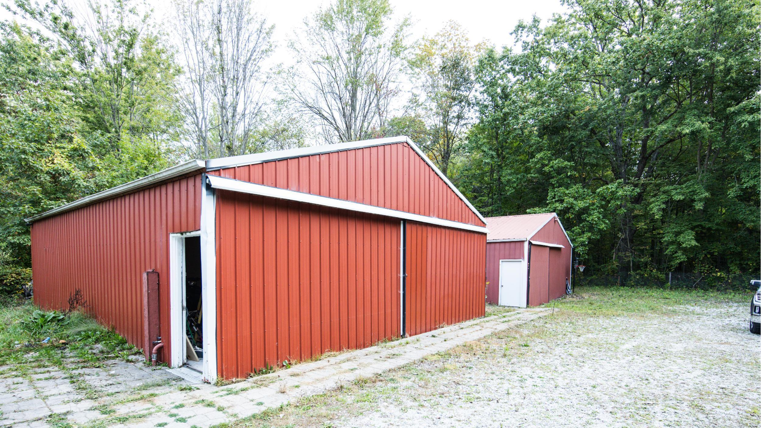 9202 Crawford Road Columbus, MI 48063 - Photo 7 of 63