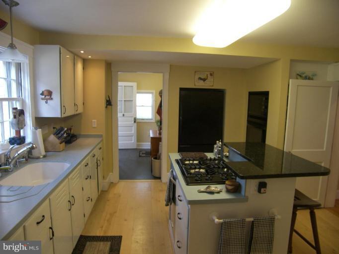 Kitchen #2