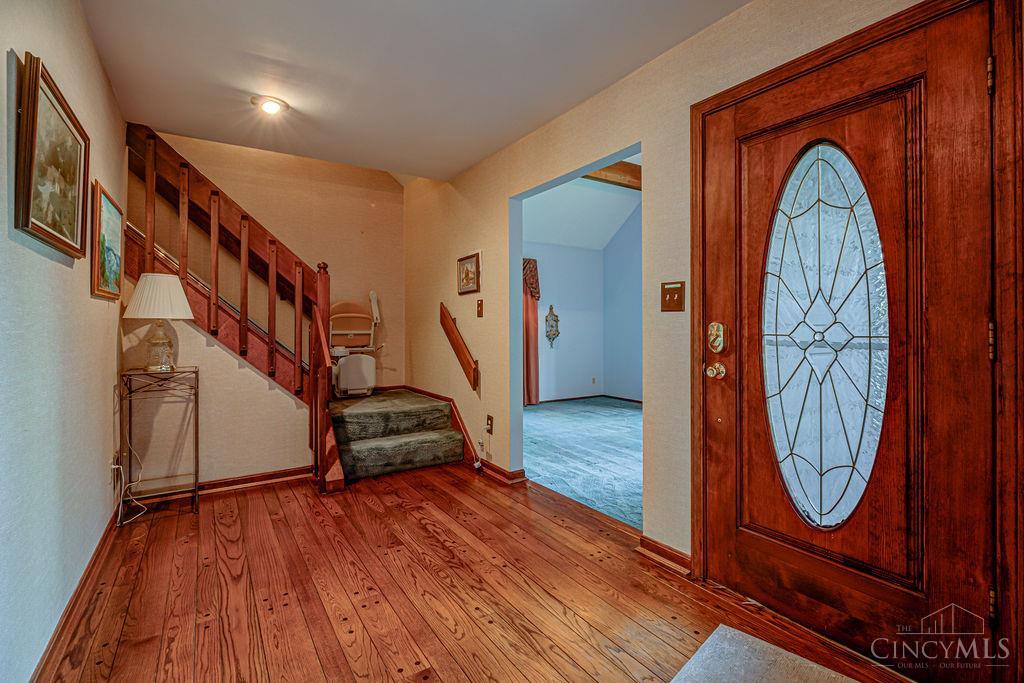 6215 Daleview Road Cincinnati, OH 45247 - Photo 4 of 74 Gallery Image 4